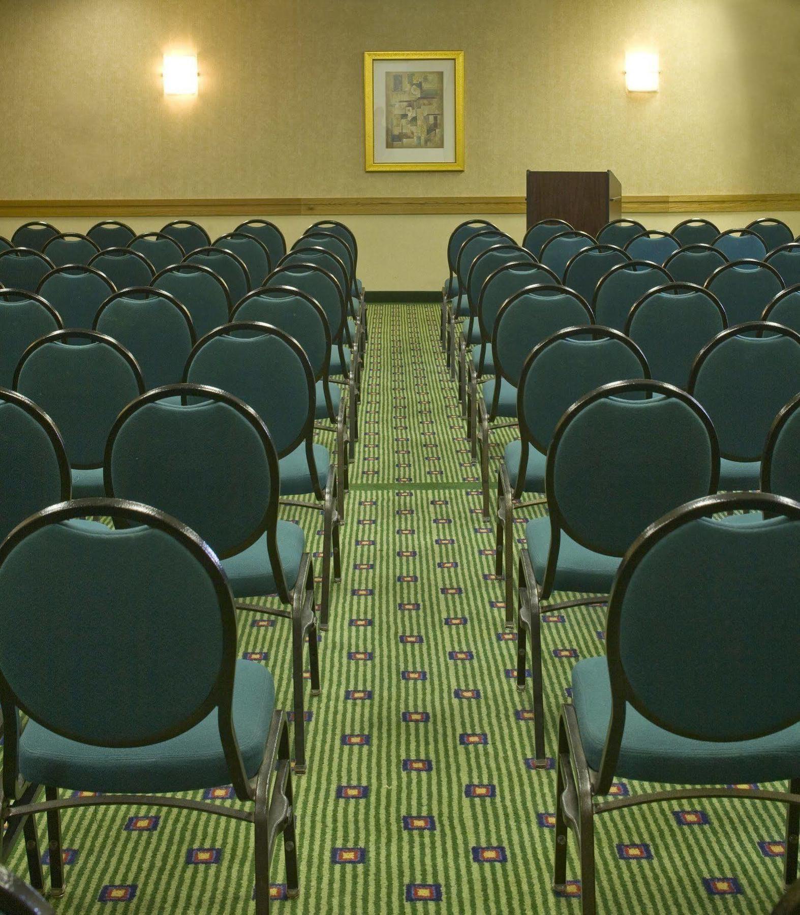 Courtyard By Marriott San Antonio Airport Hotel Exterior foto